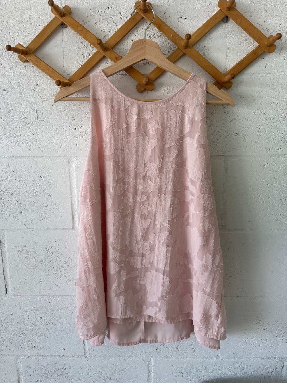 Soft romantic Light Pink Floral Textured Tank Top - Women